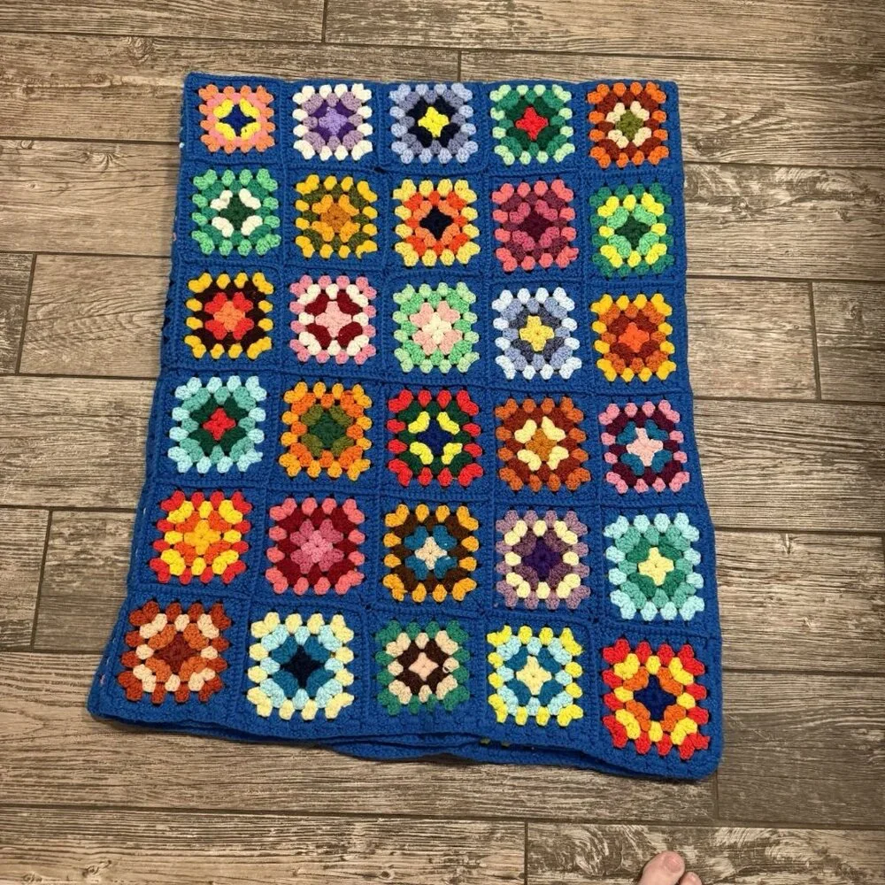 Vintage Handmade Granny Square Afghan Blanket Throw Knit Cottage Approx 48x59‎